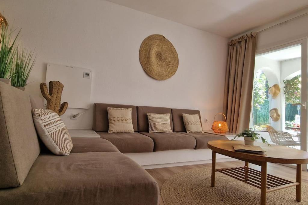 Luxe Studio Met Ruim Terras, Vlak Aan Zee! Sitio de Calahonda Eksteriør billede